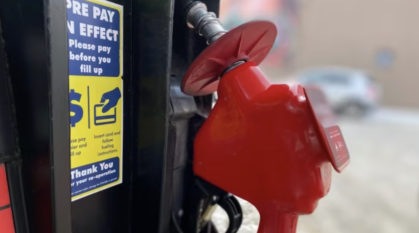 Albertans expected to face 2 gasoline tax hikes on the same day